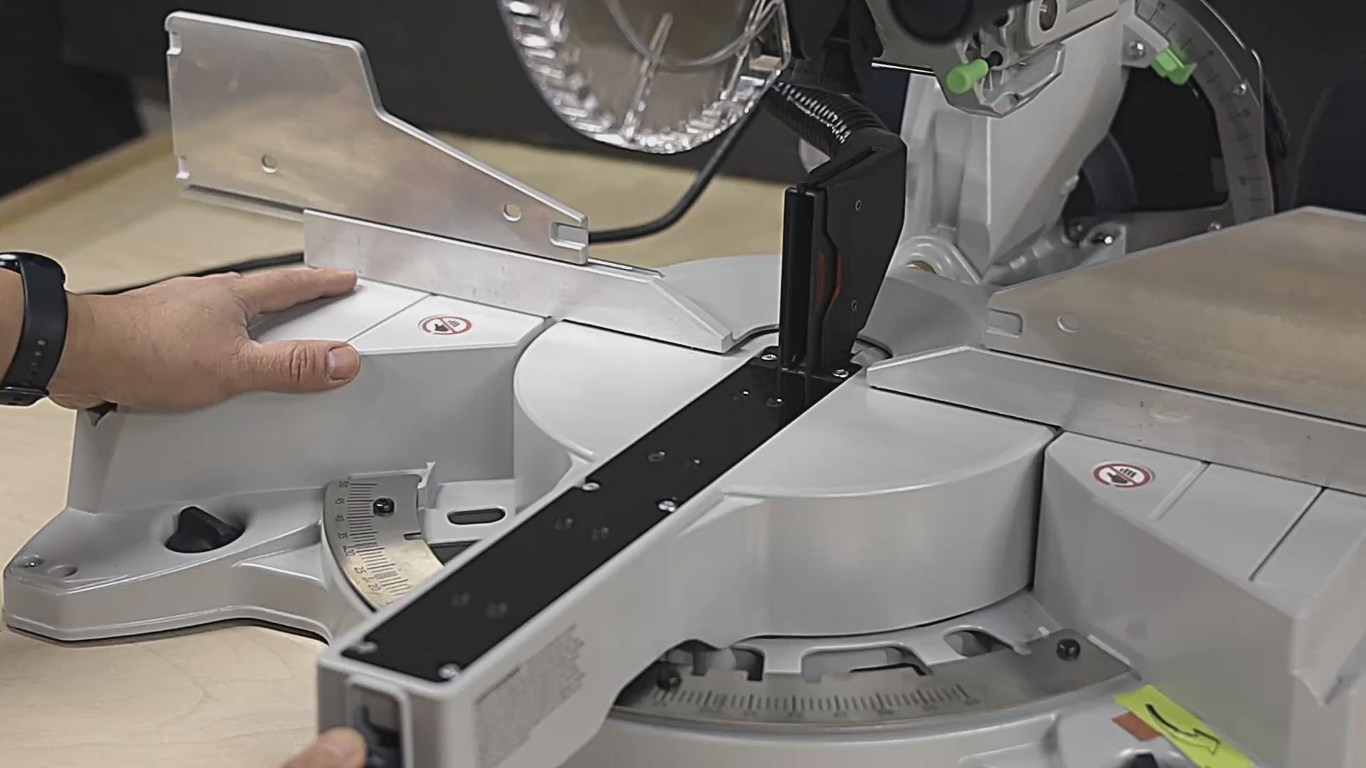 Festool Kapex KS 120 REB-DC15 Dust Collection System – By The Grain
